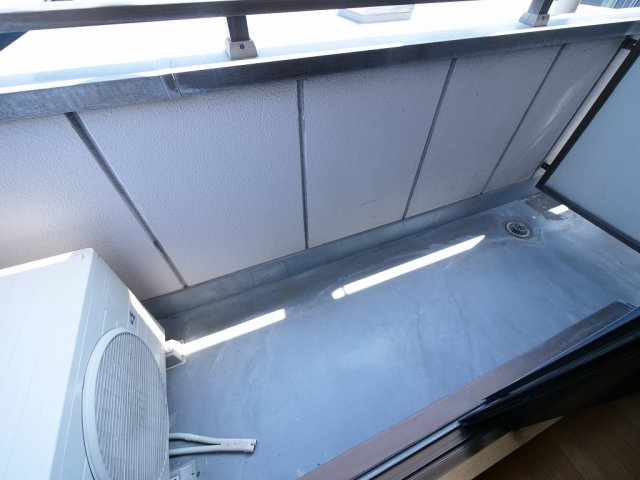 サークルSのバルコニー|※写真は別の部屋のものです。