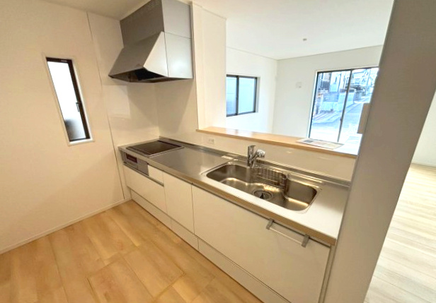 西陵2丁目　新築戸建てのキッチン