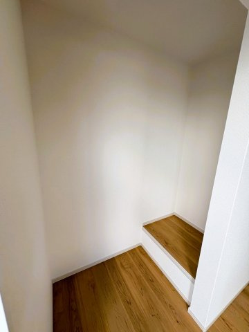 鶏冠井町沢ノ東のその他