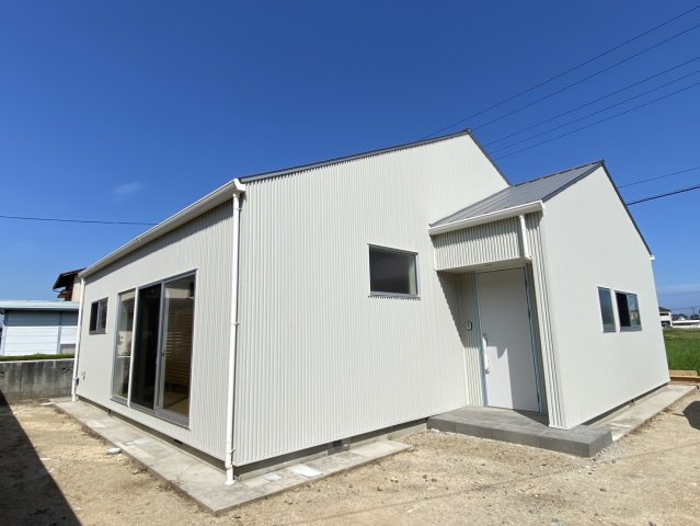 西条市飯岡　中古住宅の外観