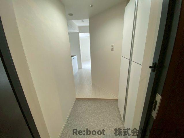 Alivis船橋Eastの玄関