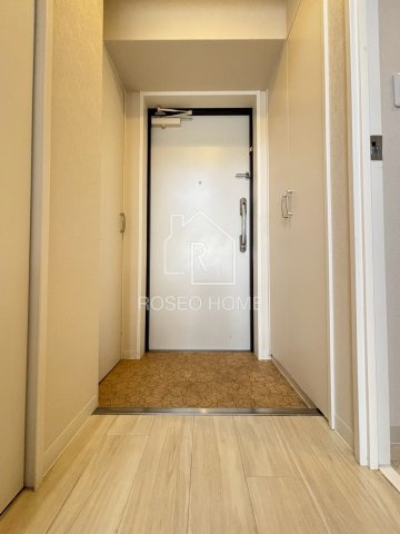 サニーハウス南堀江の玄関