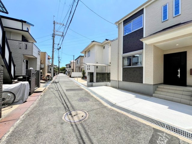 池尻3丁目の前面道路含む現地写真