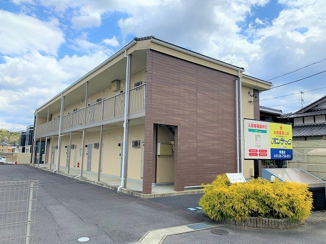 SurplusLuceR＆AⅢの外観