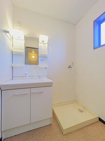 プルミエールBの洗面所