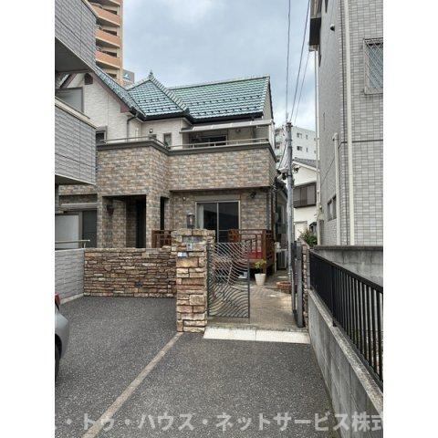 柏市旭町2丁目貸家の駐車場