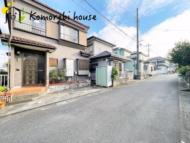 鴻巣市宮前　中古一戸建ての前面道路含む現地写真|前面道路含む現地写真です