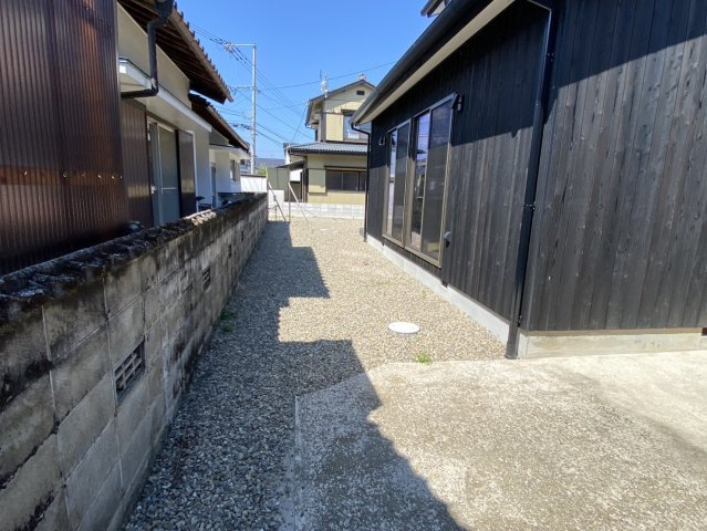 西条市福武甲　中古住宅の庭