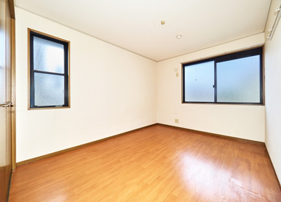 【洋室】 | セピアコート | 6帖洋室