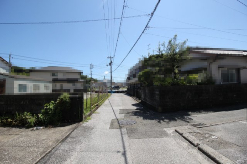 福井東町　建築条件付き　北棟　売土地（全2区画）の前面道路含む現地写真