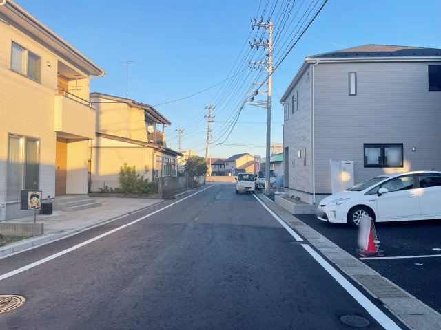新築戸建・建売　郡山市大槻町字三角田　CRADLE GARDEN　全5棟の前面道路含む現地写真