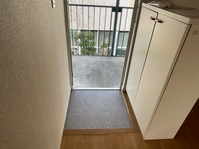 サキズハイダウェイの玄関