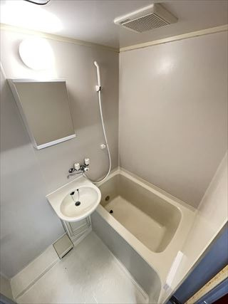 リバーサイド関根の浴室|お風呂です