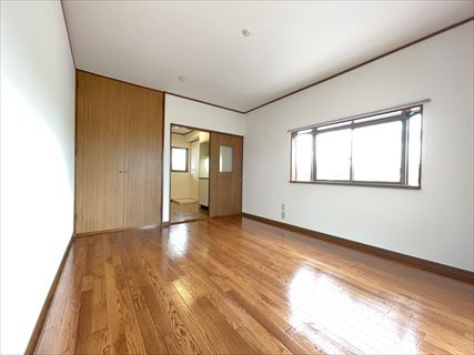 リバーサイド関根の居間・リビング|ゆったりとした居間です