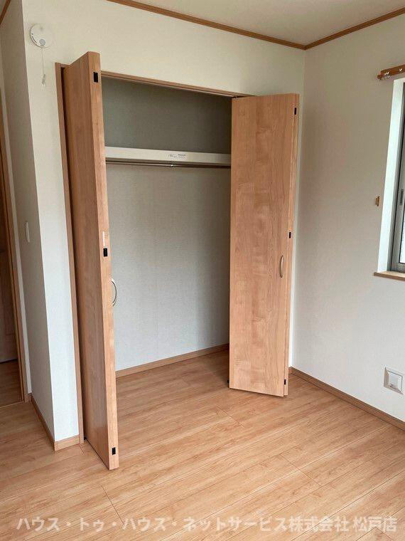 下矢切戸建の収納