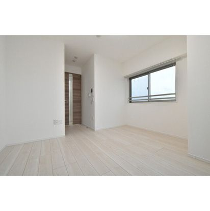 トレステラレジデンス押上の居間・リビング