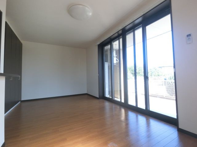 【居間・リビング】