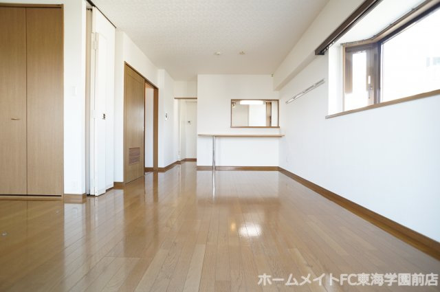 サンマークス水前寺の居間・リビング