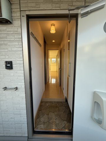 レセンテG・Tの玄関