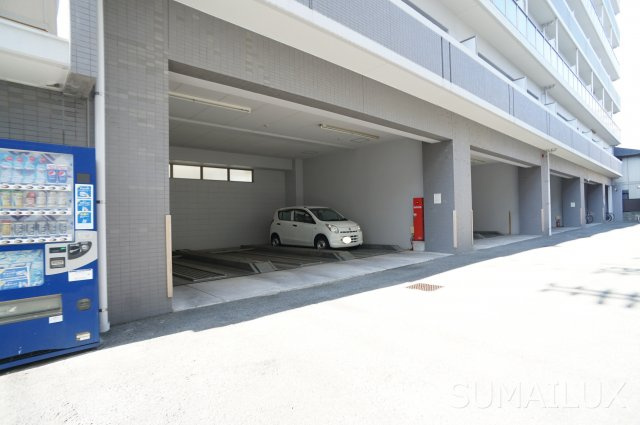 熊本市中央区新町４丁目の賃貸マンションの駐車場