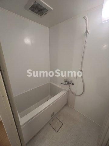 芦屋セントラルの浴室|コンパクトで使いやすいお風呂です