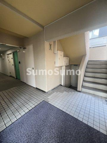 芦屋セントラルのロビー|落ち着いたロビーです