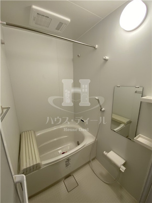 【浴室】 | 蕨市北町１丁目戸建西側宅 | お風呂です