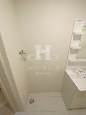 【内装】 | 蕨市北町１丁目戸建西側宅 | 室内洗濯機置き場