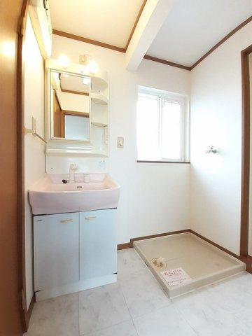 レジデンス　リオンの洗面所