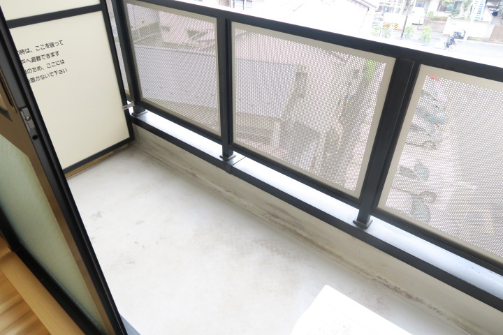 アクシーズⅦのバルコニー|★洗濯物がよく乾く日当たり＆風通し良好のバルコニーです。★