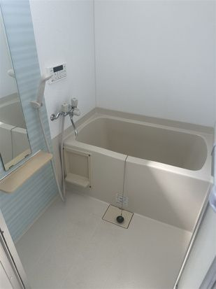 堀冬木ビルの浴室