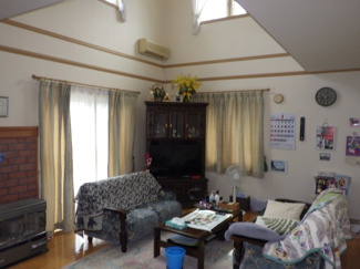 【居間・リビング】 | 大館市外川原中代・中古住宅