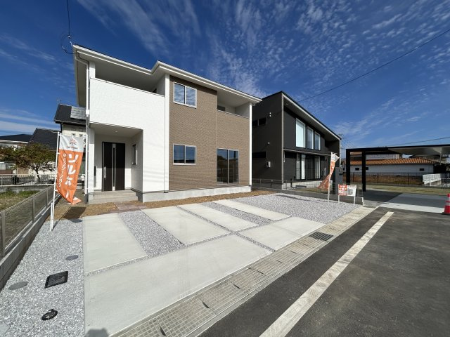 新築　前橋市上新田町1期　1号棟の駐車場|現地写真　駐車スペースは並列2台分可能です！

