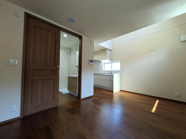 住林の注文住宅な【緑区鴨居町】中古戸建の居間・リビング