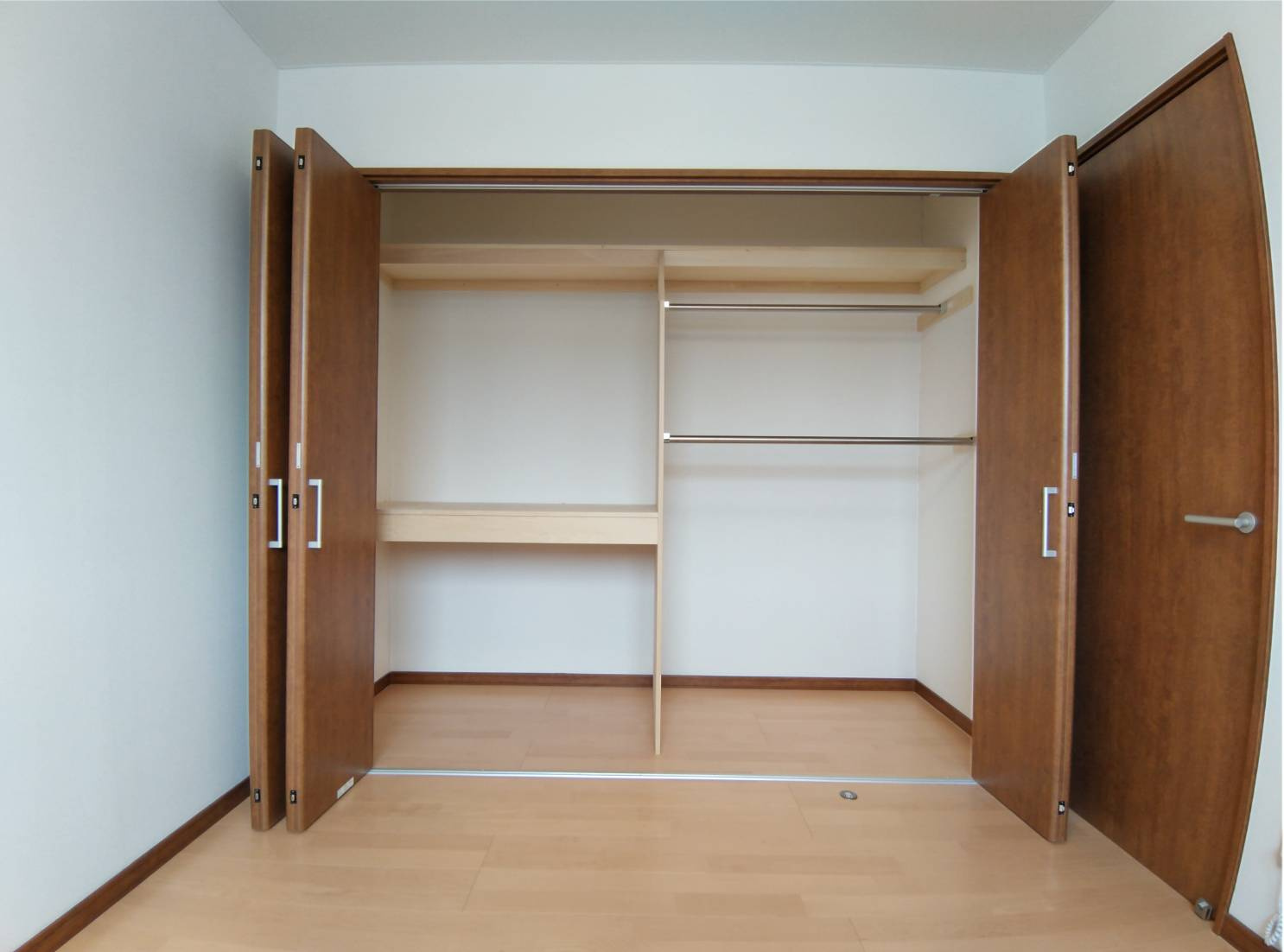 サクセスステラの収納