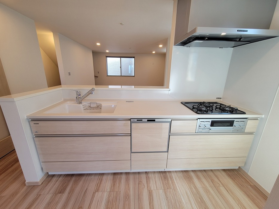 横浜市保土ケ谷区新桜ケ丘1丁目 中古戸建て【仲介手数料無料】のキッチン