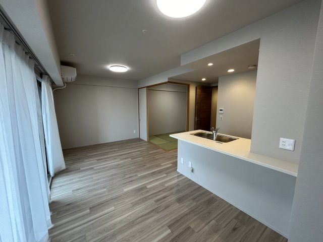 グランディレジデンス和歌山三木町の居間・リビング