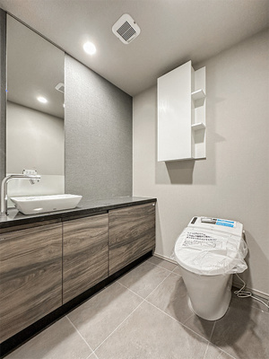 【トイレ】 | ロイヤルパークス品川 | ※写真は同タイプ住戸です。