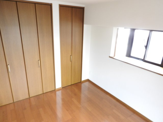 アーブルセゾンの洋室