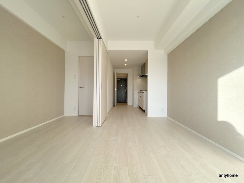 スプランディッドライズ新大阪ノース　仲介手数料無料の居間・リビング