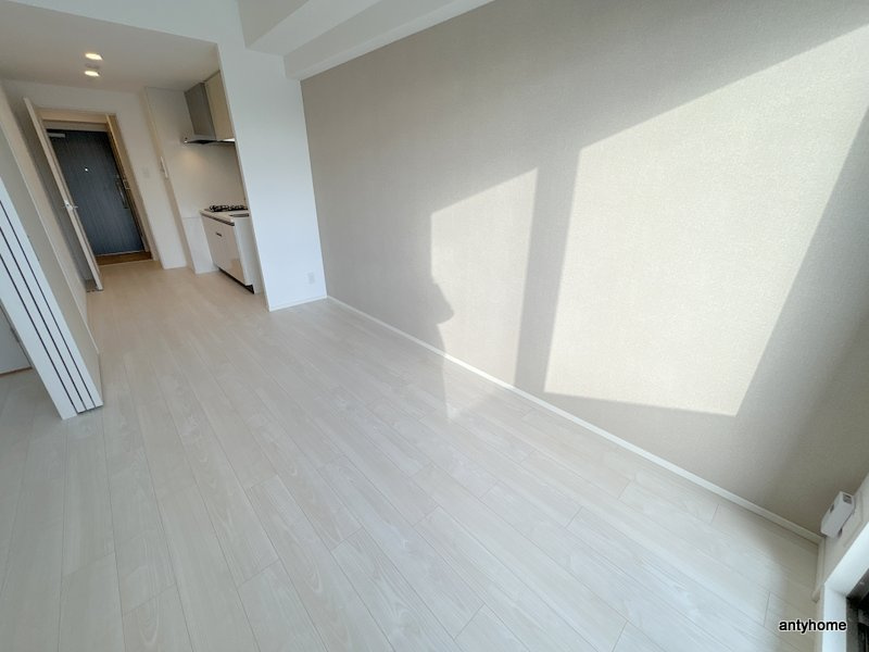 スプランディッドライズ新大阪ノース　仲介手数料無料の洋室