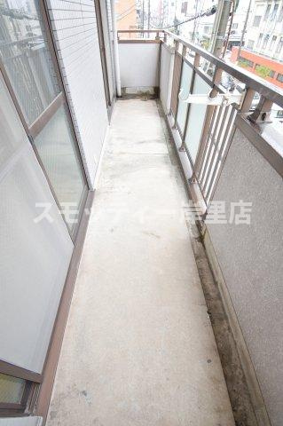 パークメゾン中加賀屋のバルコニー