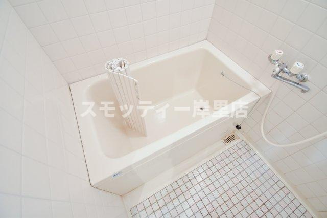 パークメゾン中加賀屋の浴室