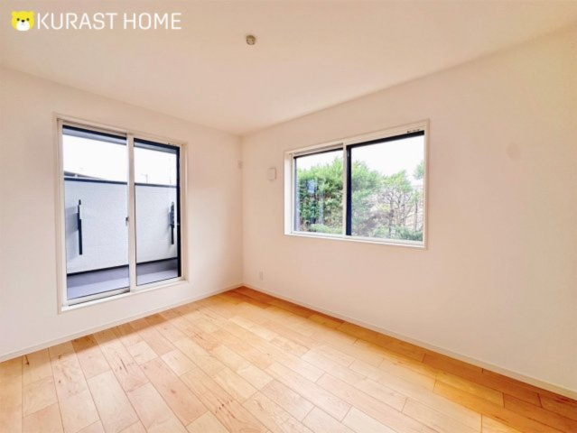 京都市西京区上桂御正町　新築戸建の洋室|南側6帖洋室