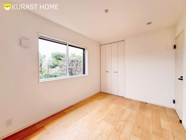 京都市西京区上桂御正町　新築戸建の洋室|南側6帖洋室