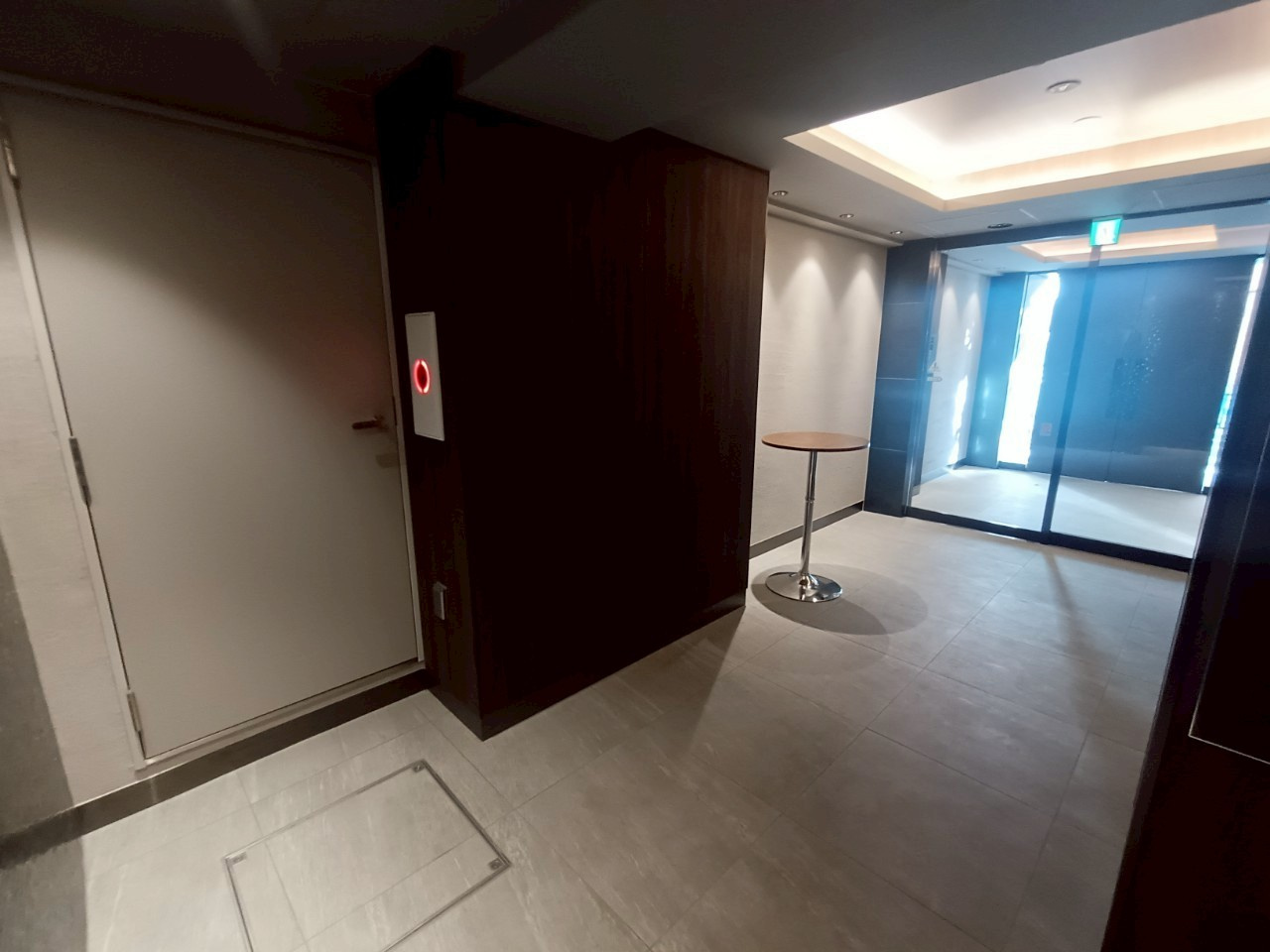 【ロビー】