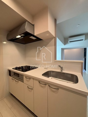 プレディアコート本町のキッチン|同マンション別部屋：参考写真