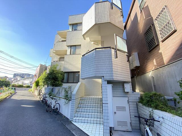 ベルメゾン鷺沼の外観