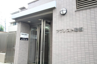 【エントランス】