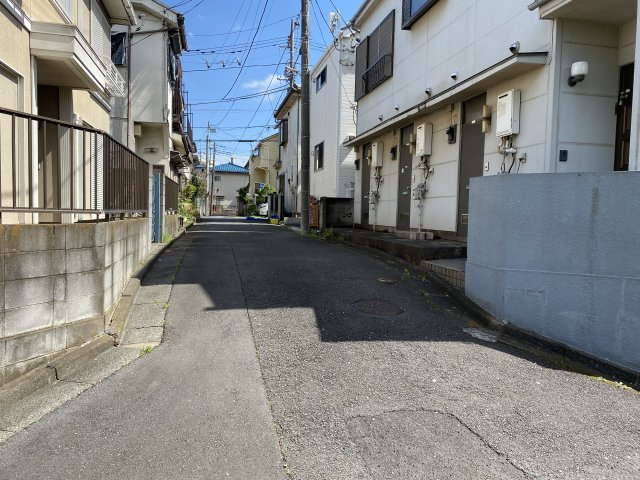 コーポ高橋（アパート1棟）の周辺|前面道路１